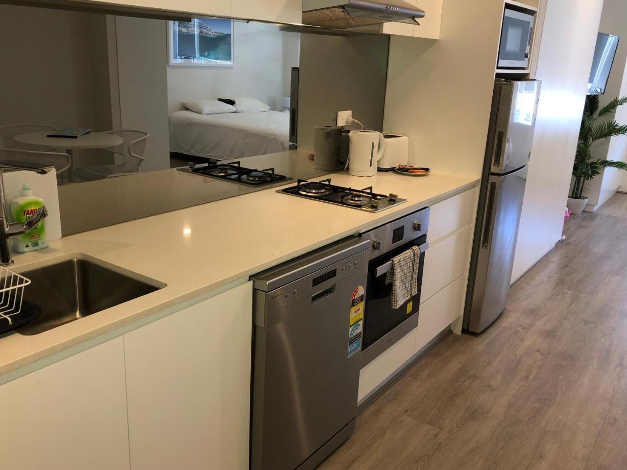 Bondi Beach Studio King Suite 2 Sydney Exteriör bild